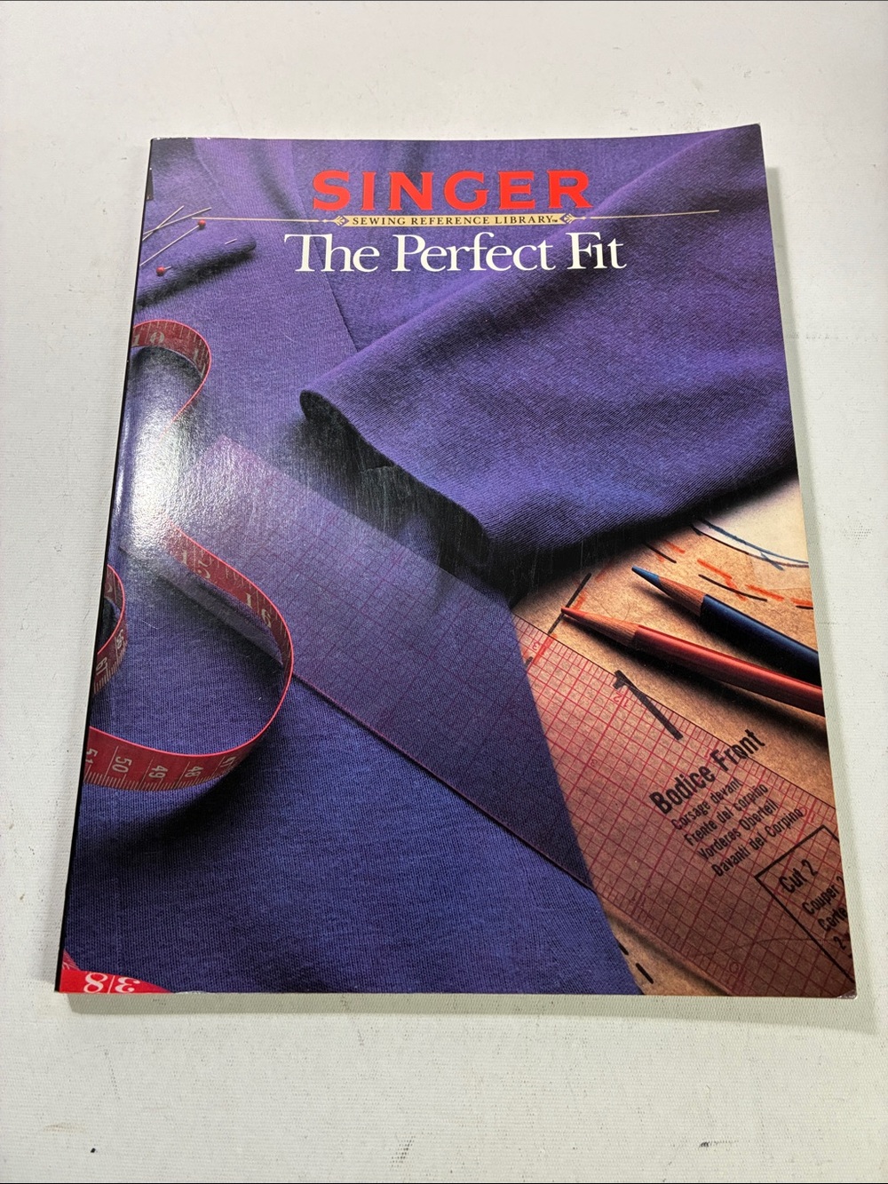 SINGER The Perfect Fit Sewing Reference Guide - Purple